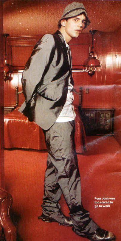 wpe1.jpg (40174 bytes)